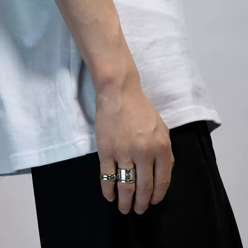 The Chain Link Ring