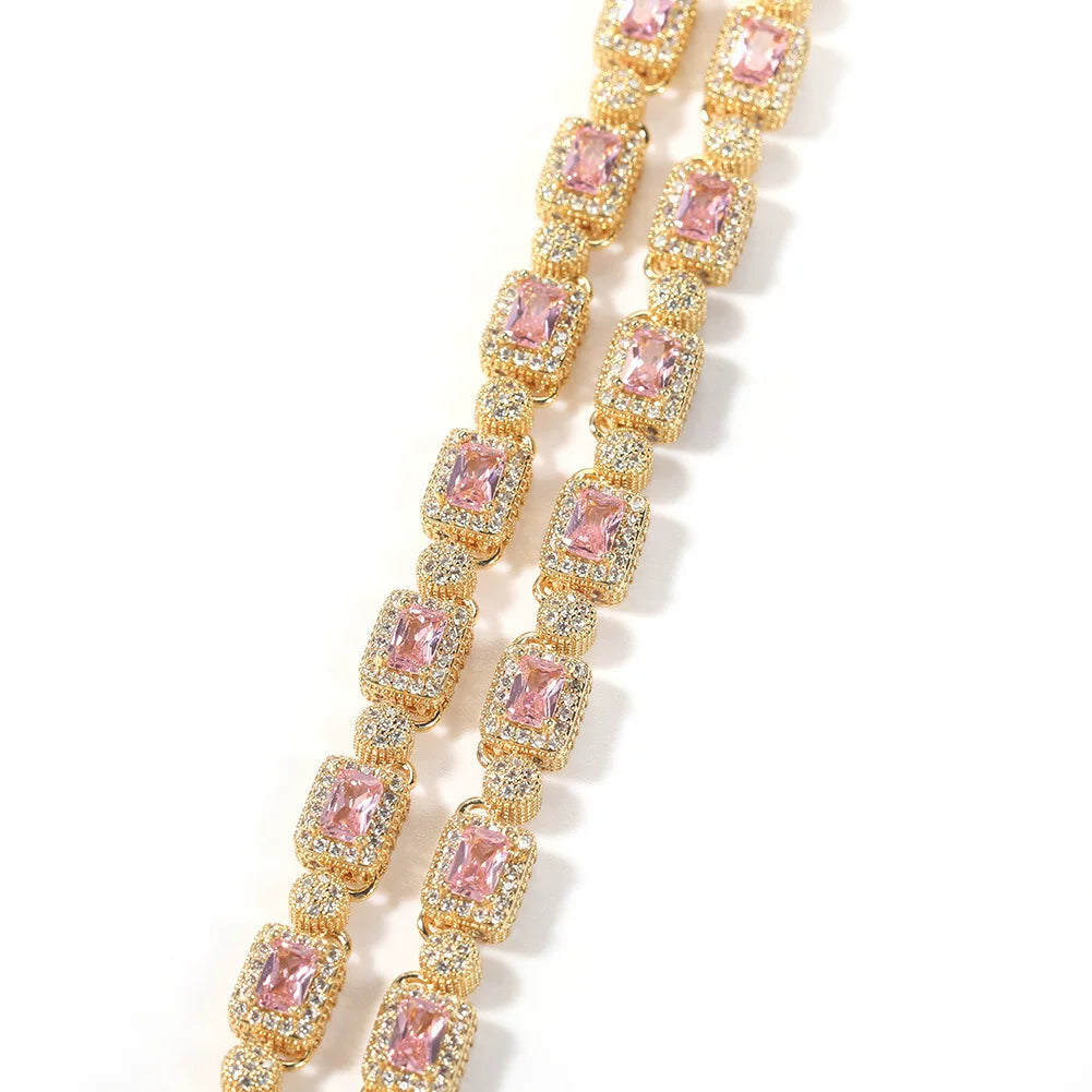 The Halo Cluster Chain Necklace