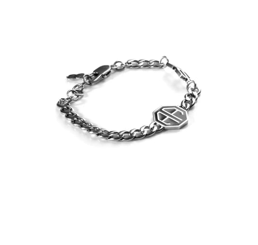 The Badge Bow Bracelet