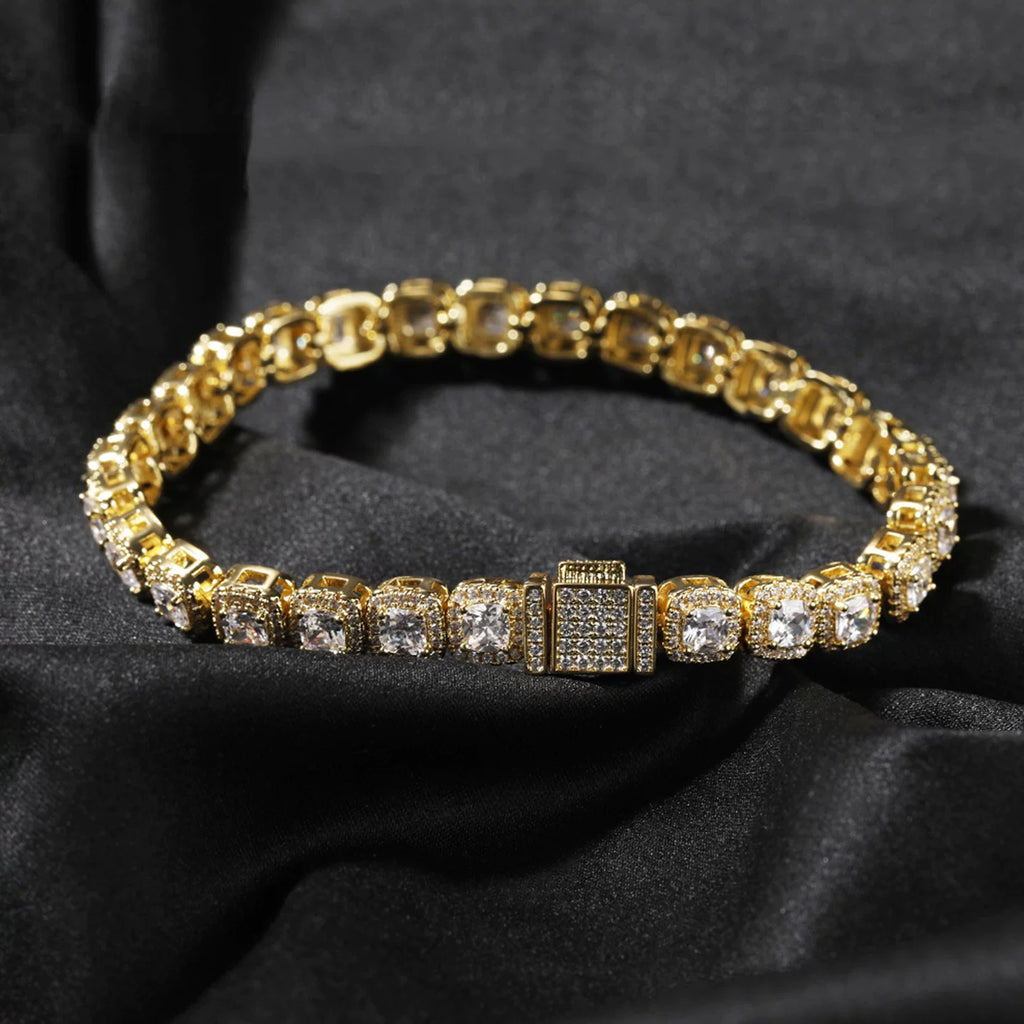 Éclat Cushion Tennis Bracelet