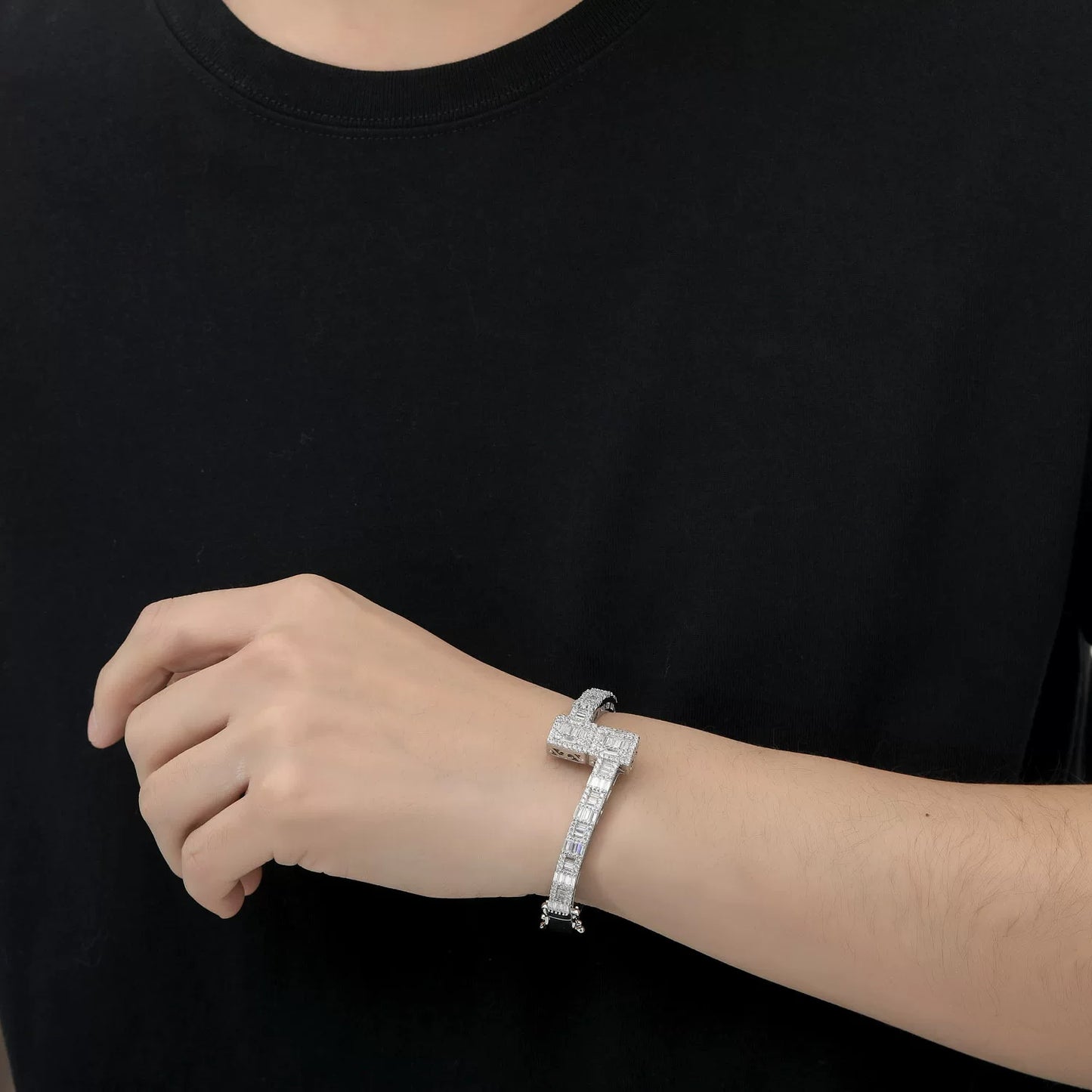 The T Bangle