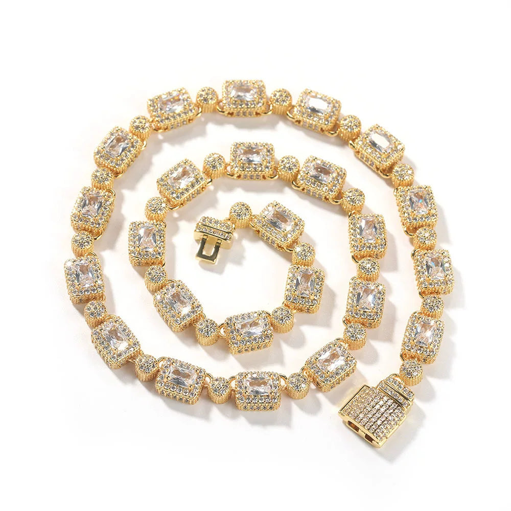 The Halo Cluster Chain Necklace