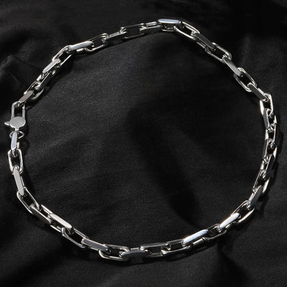 The Paperclip Link Chain Necklace
