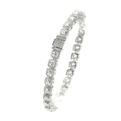 Éclat Cushion Tennis Bracelet