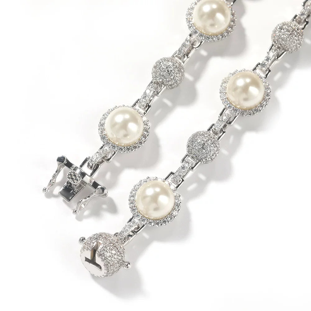 The Pearl & Ice Chain Necklace