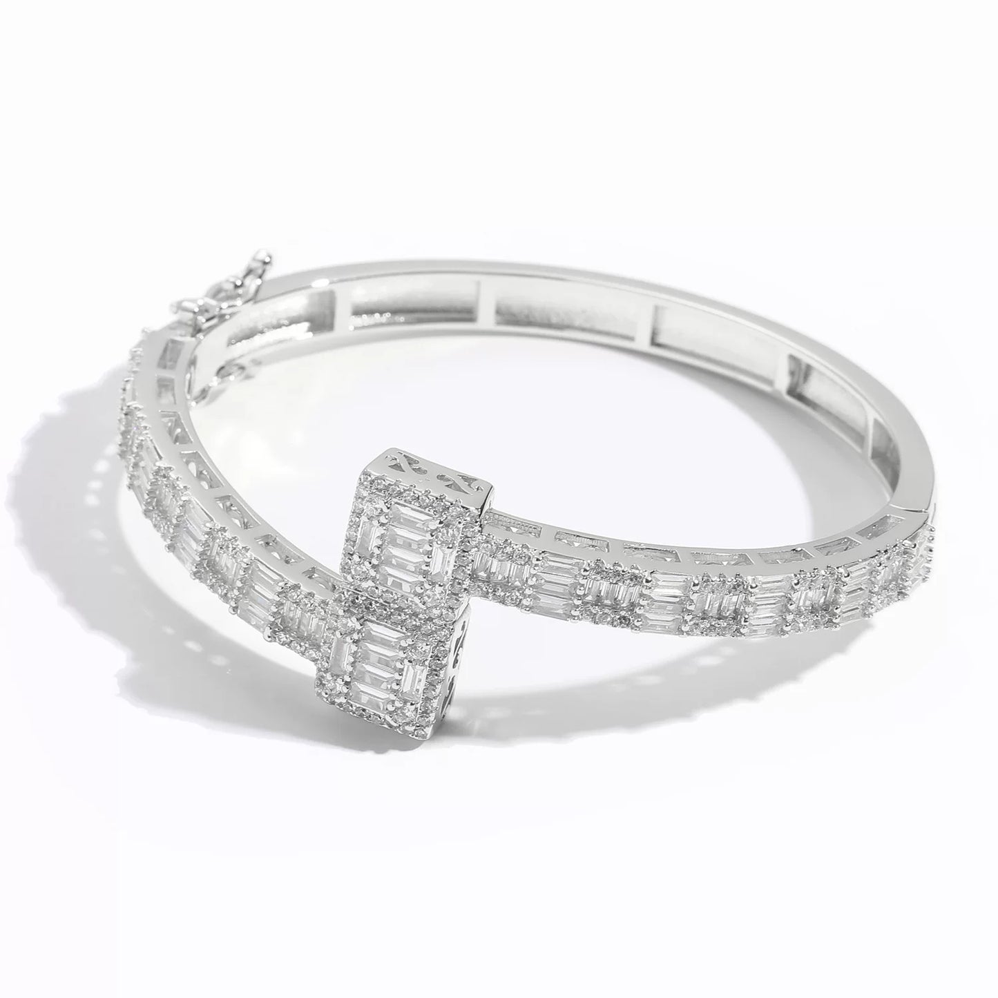 The T Bangle