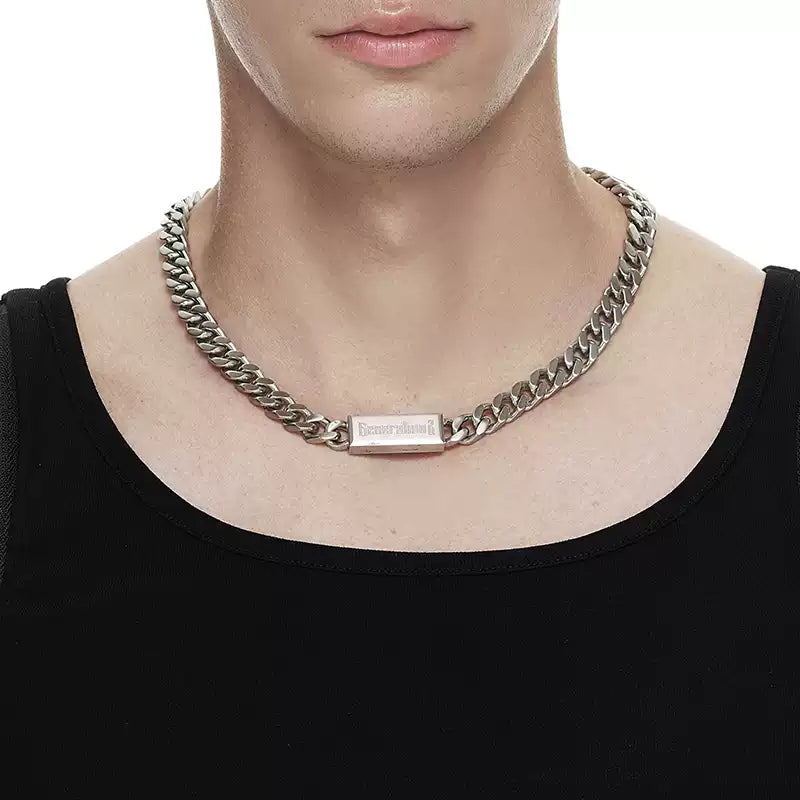 The Gothic Bar Chain