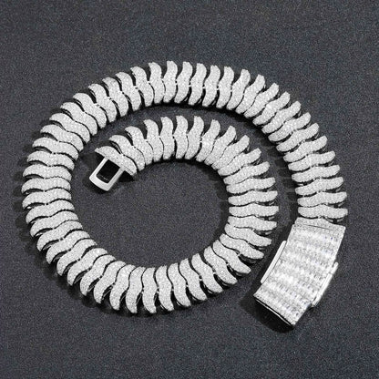 The Wing Cuban Chain Necklace