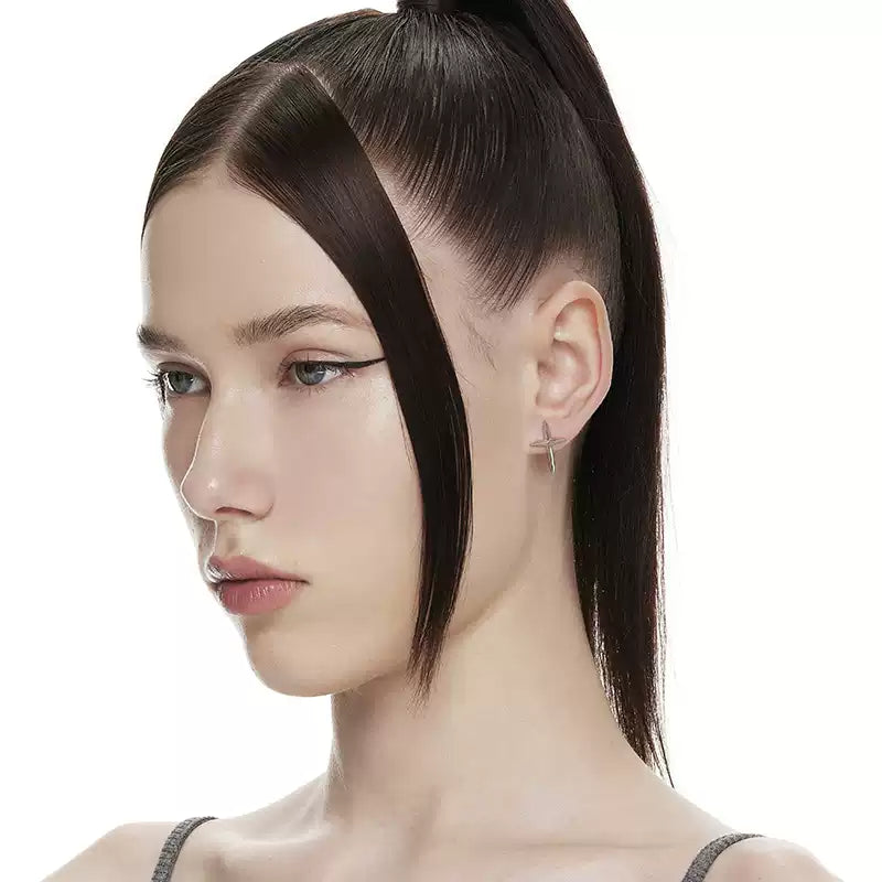 The Four-Point Star Earrings