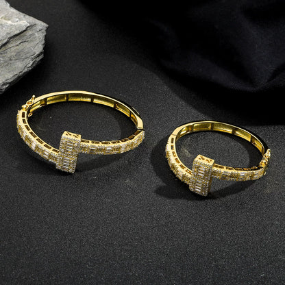 The T Bangle