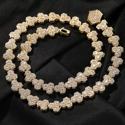 The Honeycomb Cluster Chain