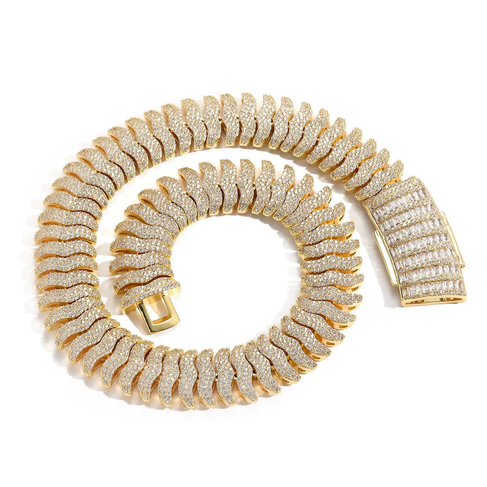 The Wing Cuban Chain Necklace