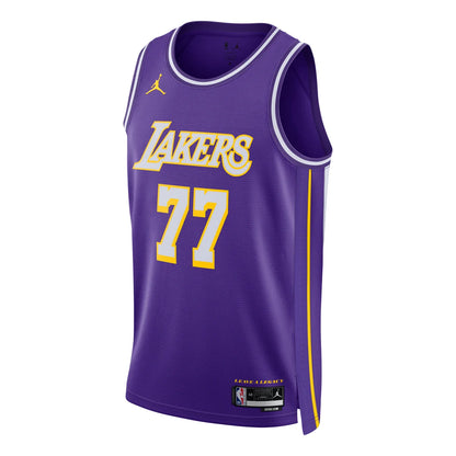 Nike NBA Los Angeles Lakers 2025/26 Statement Edition Swingman Jersey 'Luka Dončić #77' Purple (HM4877-506)